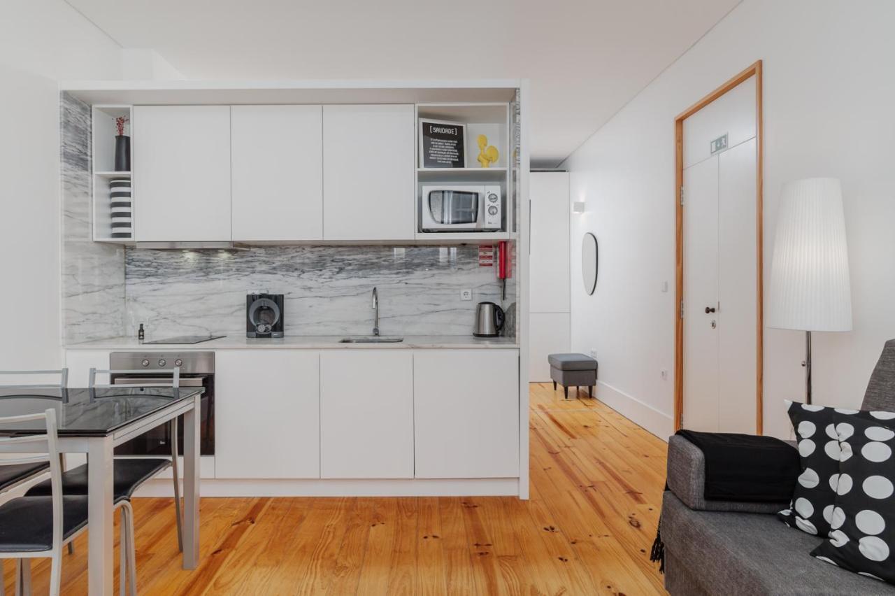 Flores Street Apartments Порту Экстерьер фото