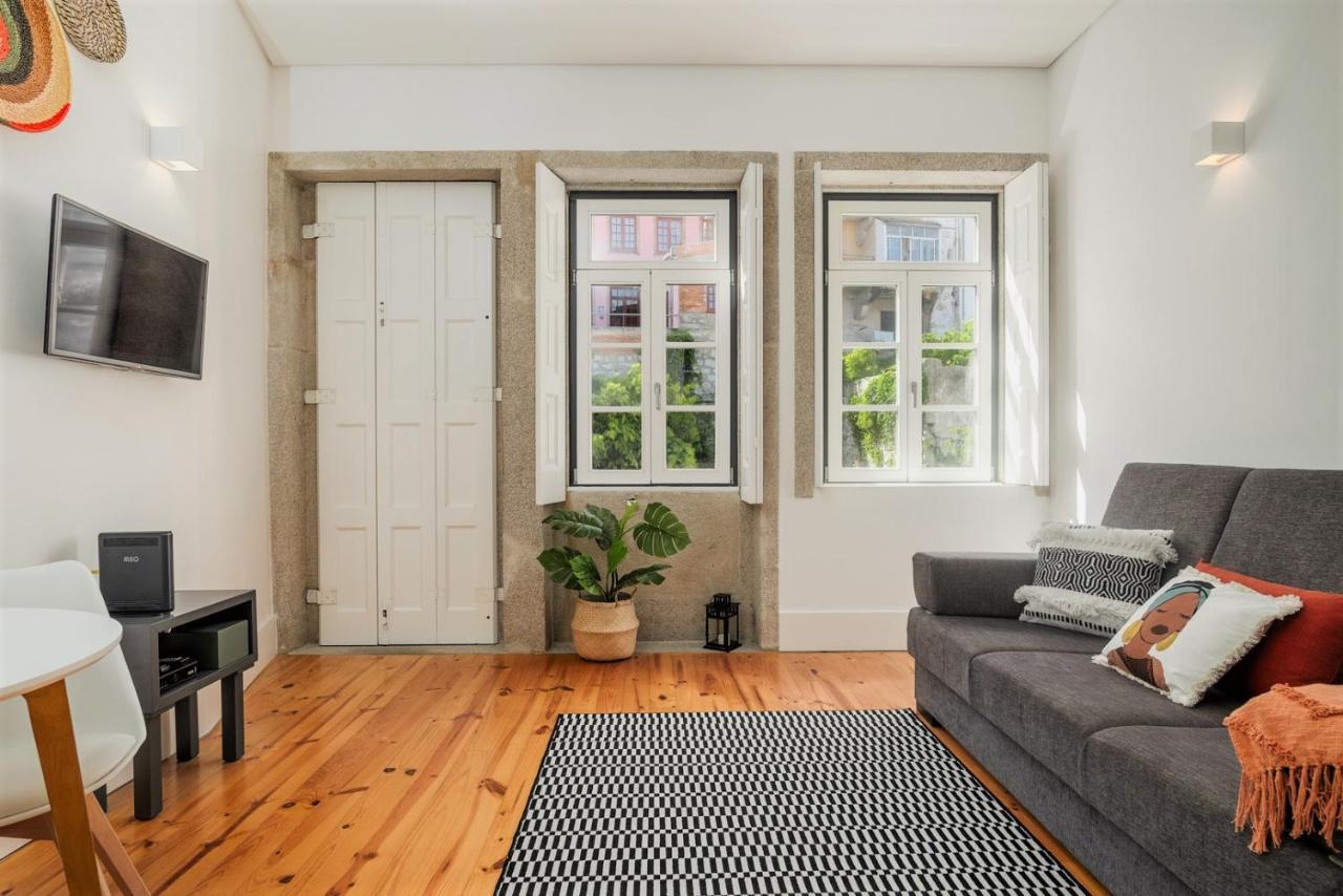 Flores Street Apartments Порту Экстерьер фото