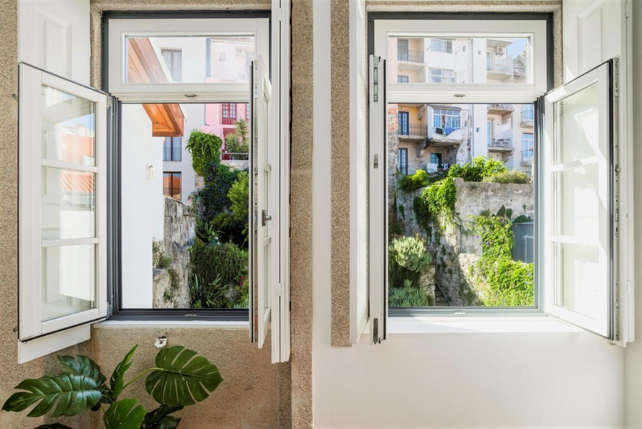 Flores Street Apartments Порту Экстерьер фото